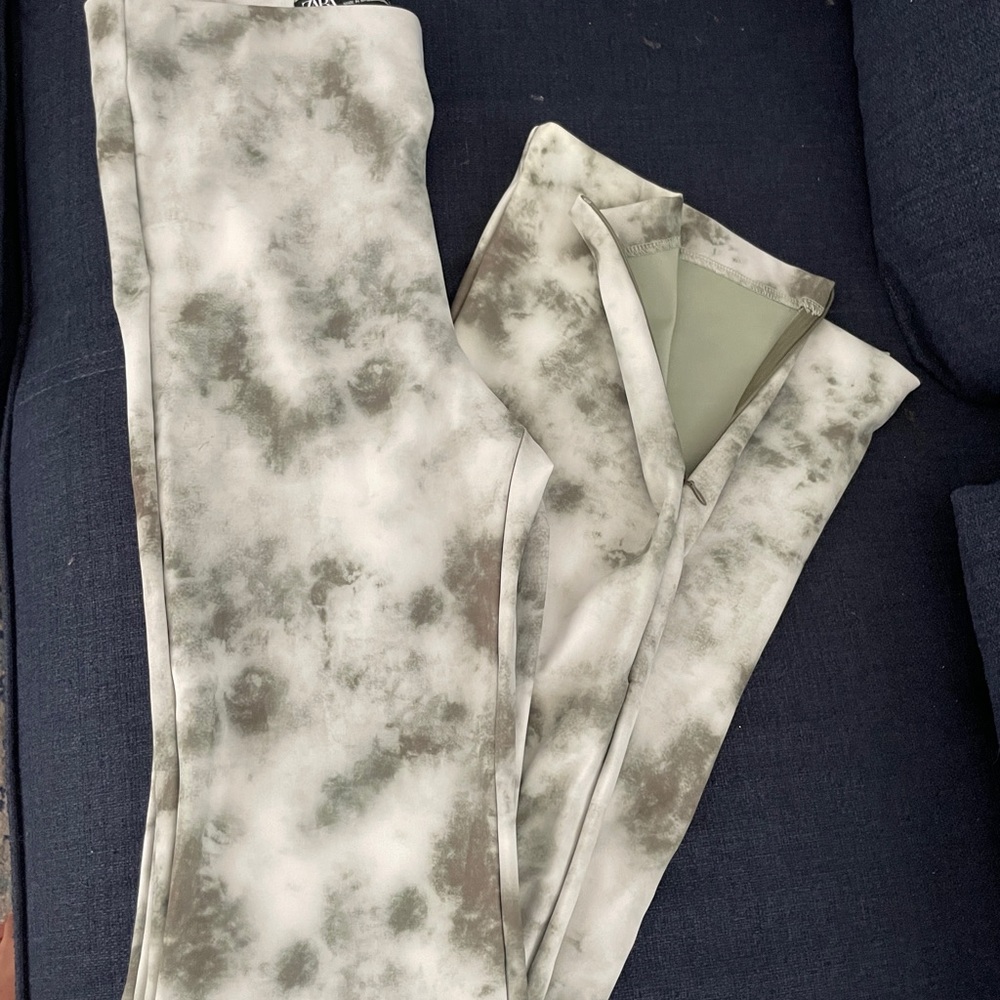 Zara pants - Picture 2 of 2